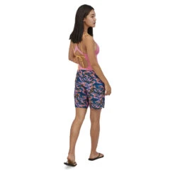 Patagonia Women's Stretch Hydropeak Boardshorts 8'' - Boardshort -Rip Curl || Roxy || Seafolly Soldes Boutique patagonia womens stretch hydropeak boardshorts 8 boardshort detail 2