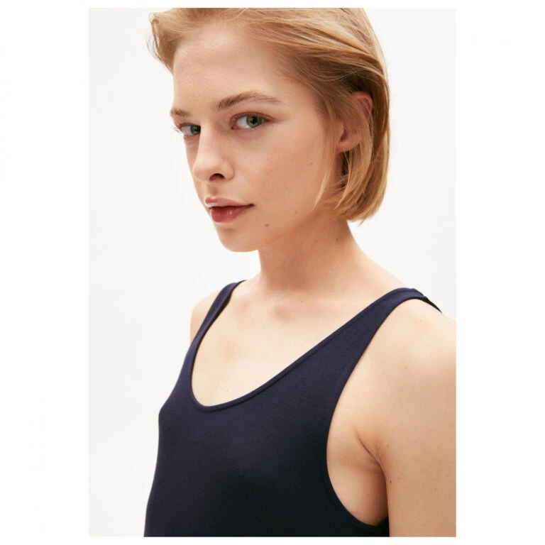 Rip Curl || Roxy || Seafolly Soldes Boutique -Rip Curl || Roxy || Seafolly Soldes Boutique armedangels womens claraa solid robe detail 5 768x768 1